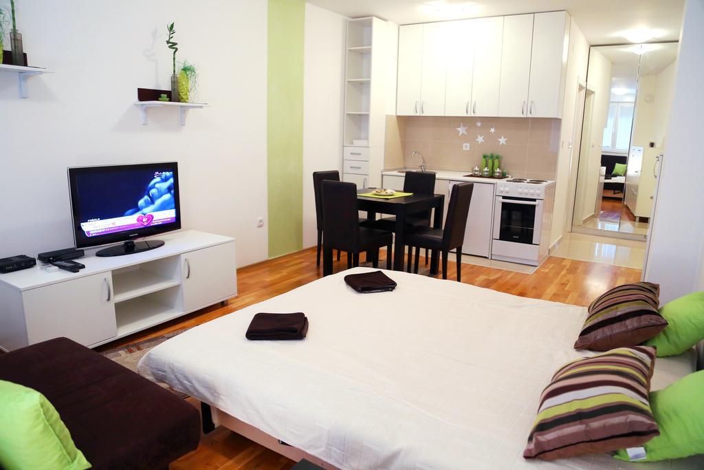 Hotel Sajam Novi Sad Ruang foto