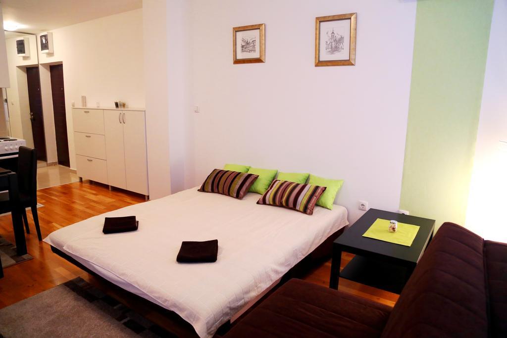 Hotel Sajam Novi Sad Bagian luar foto