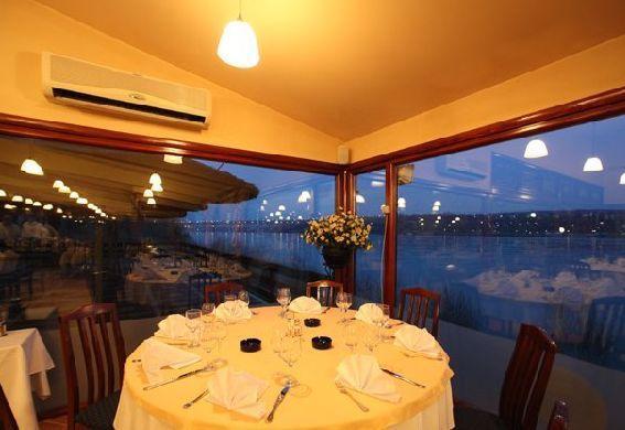 Hotel Sajam Novi Sad Bagian luar foto